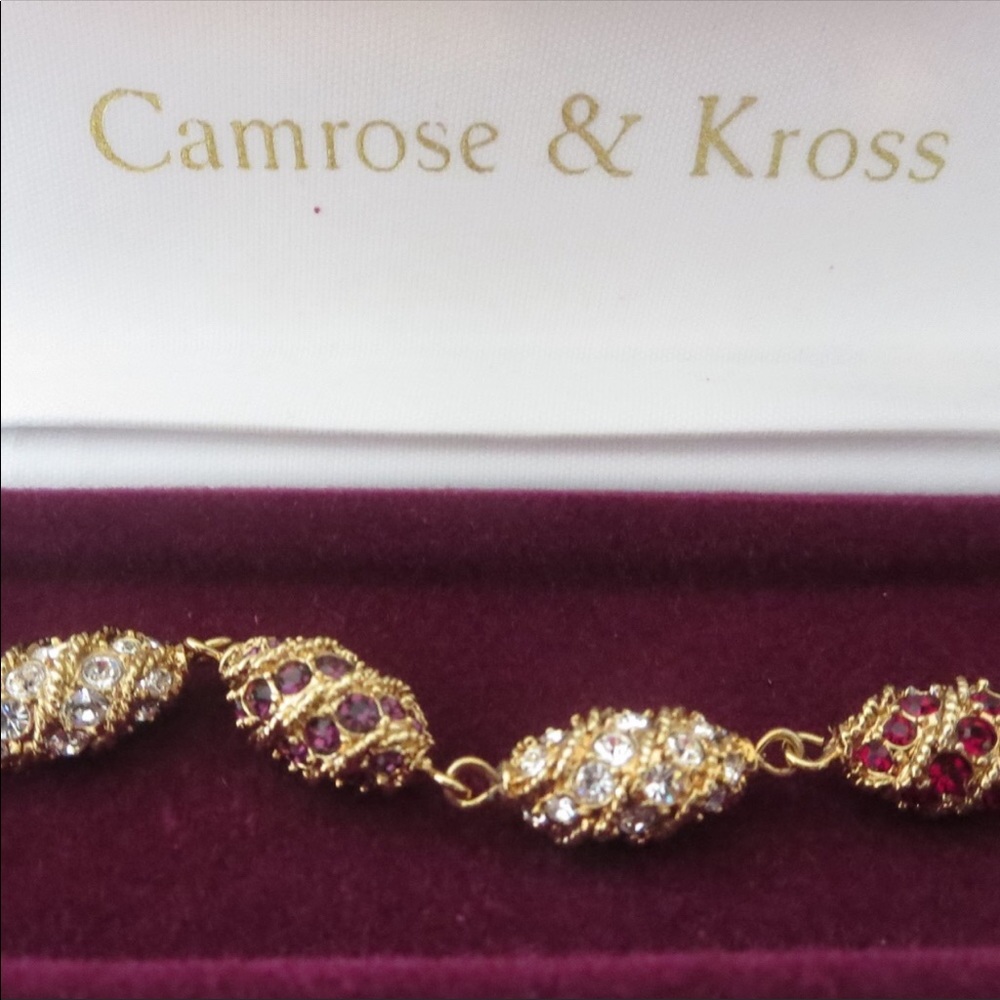 Jackie Kennedy Swarkowski Crystal Egg Necklace - Picture 2 of 5